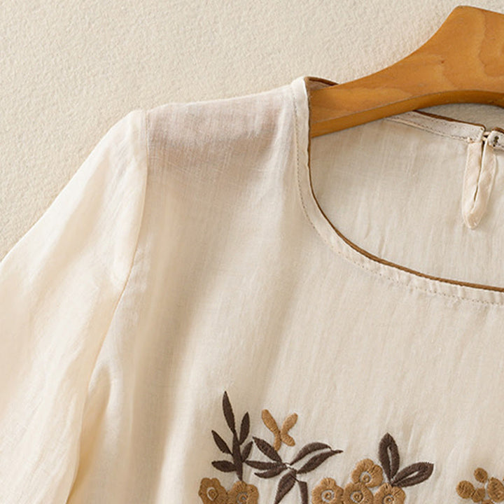 Camiseta de algodón para mujer con bordado floral retro de Buddha Stones, manga tres cuartos - image 4
