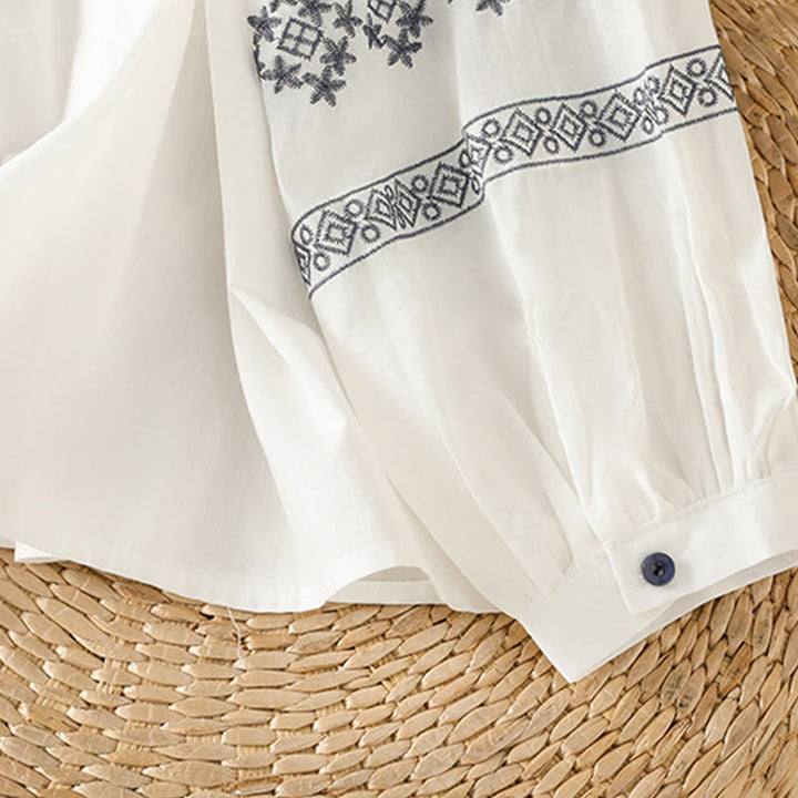 Camisa de algodón para mujer con mangas largas tipo farol y botones plisados ​​con bordado de Buddha Stones - image 8
