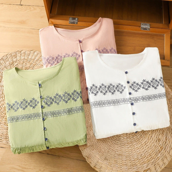 Camisa de algodón para mujer con mangas largas tipo farol y botones plisados ​​con bordado de Buddha Stones - image 31