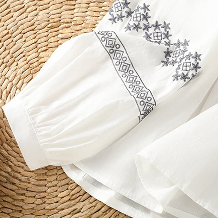 Camisa de algodón para mujer con mangas largas tipo farol y botones plisados ​​con bordado de Buddha Stones - image 7