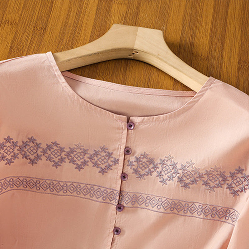 Camisa de algodón para mujer con mangas largas tipo farol y botones plisados ​​con bordado de Buddha Stones - image 12