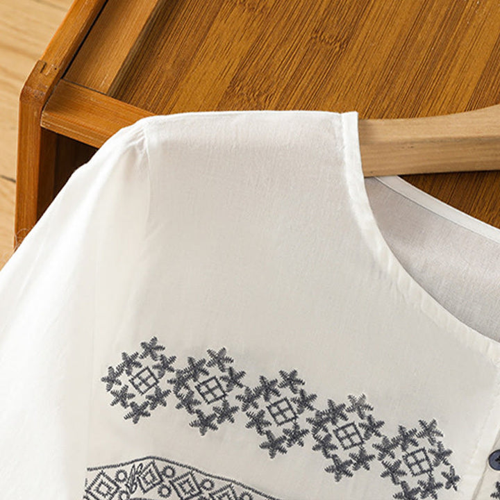 Camisa de algodón para mujer con mangas largas tipo farol y botones plisados ​​con bordado de Buddha Stones - image 4