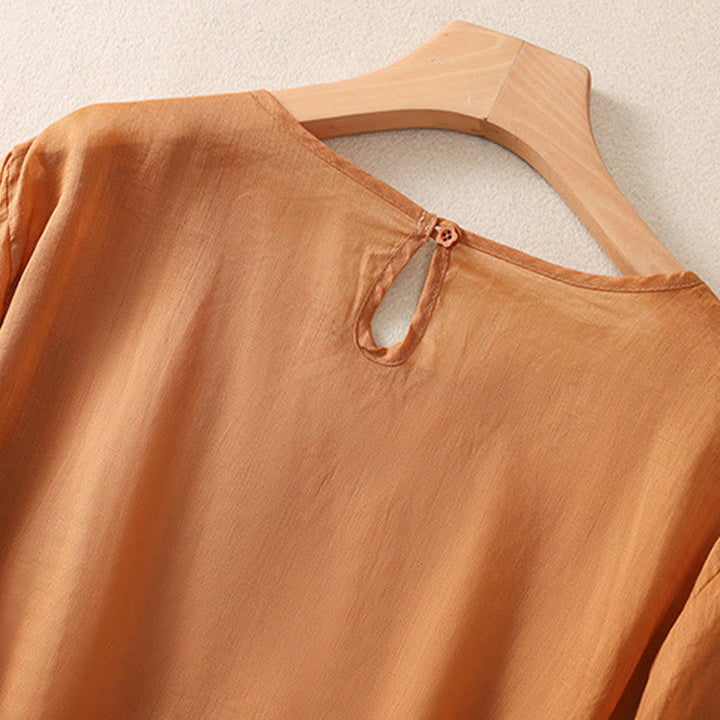 Camiseta de algodón y lino de media manga para mujer con bordado floral de Buddha Stones y dobladillo con abertura - image 13