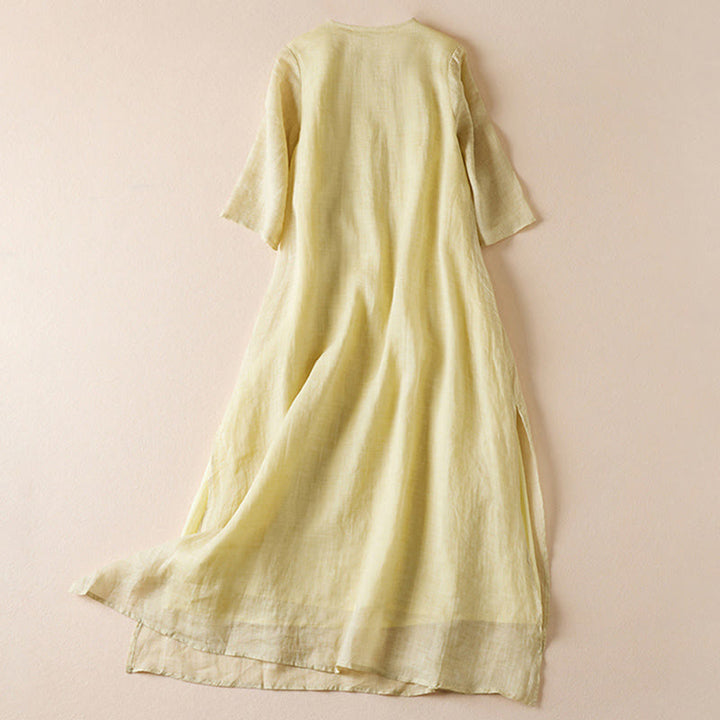 Vestido midi de fibra con cuello redondo, media manga y hojas bordadas con Buddha Stones - image 1