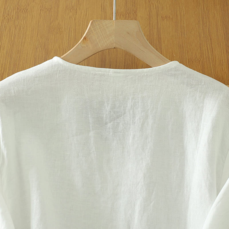Camisa de mujer con cuello en V, media manga y botones lisos de Buddha Stones - image 10
