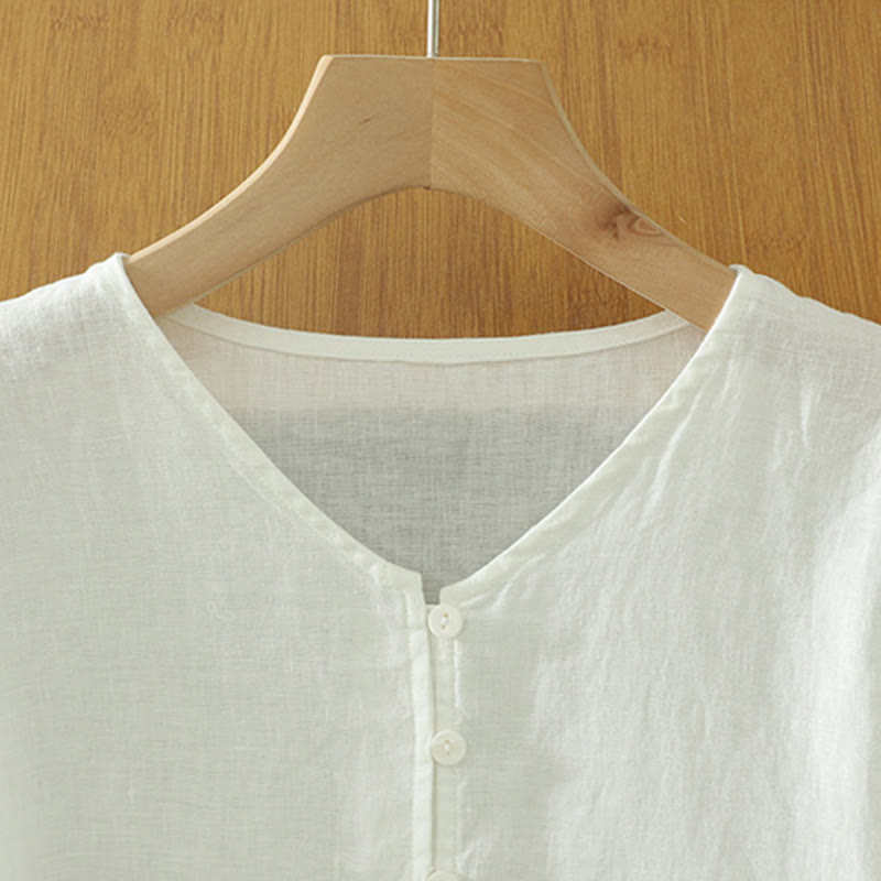 Camisa de mujer con cuello en V, media manga y botones lisos de Buddha Stones - image 9