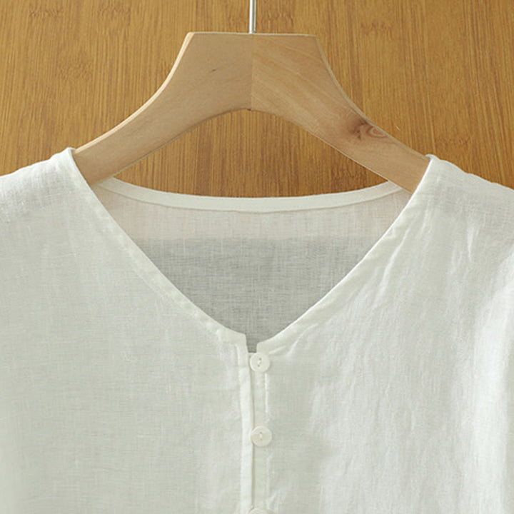 Camisa de mujer con cuello en V, media manga y botones lisos de Buddha Stones - image 9