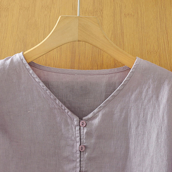 Camisa de mujer con cuello en V, media manga y botones lisos de Buddha Stones - image 28