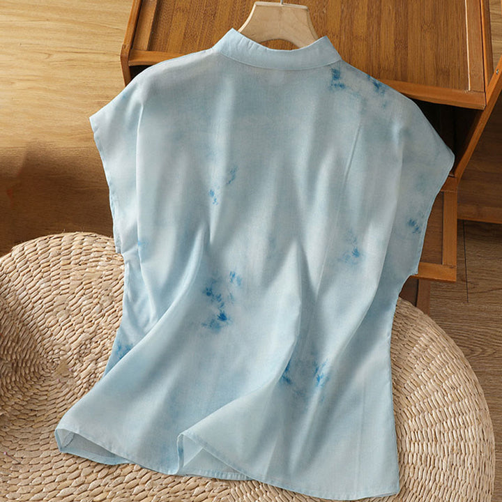 Camisa sin mangas para mujer con botones de rana en azul claro de Buddha Stones - image 1