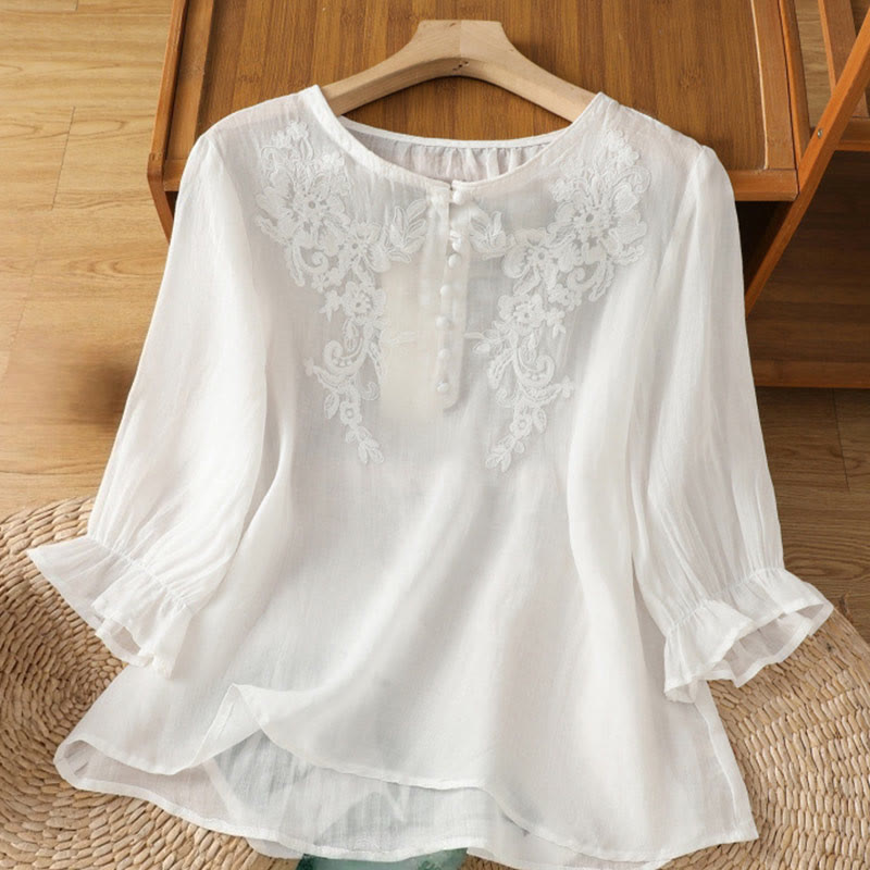 Camisa de algodón para mujer con cuello redondo, manga tres cuartos y botones bordados con flores y Buddha Stones - Blanco - US12, UK/AU16, EU44 (2XL) - image 9