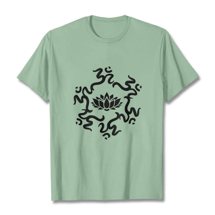 Camiseta con estampado de flor de loto y símbolo OM de Buddha Stones - Verde pálido - 2XL - image 16