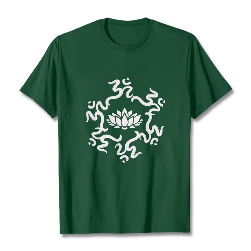 Camiseta con estampado de flor de loto y símbolo OM de Buddha Stones - Verde bosque - 2XL - image 12