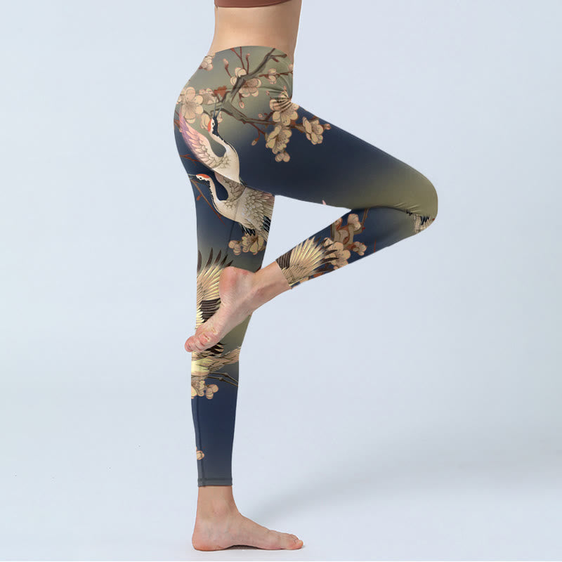 Leggings de yoga para mujer con estampado de grulla blanca y ramas florecientes de Buddha Stones - image 4