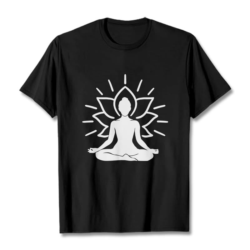 Camiseta informal con estampado de loto y figura meditativa de Buddha Stones - Negro - 2XL - image 4