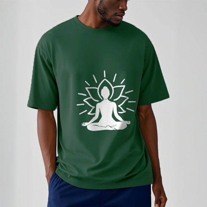 Camiseta informal con estampado de loto y figura meditativa de Buddha Stones - image 2