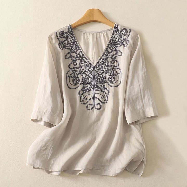 Camiseta informal de manga corta para mujer con cuello en V y bordado de Buddha Stones - Beige - US14，UK/AU18，EU46 (2XL) - image 0