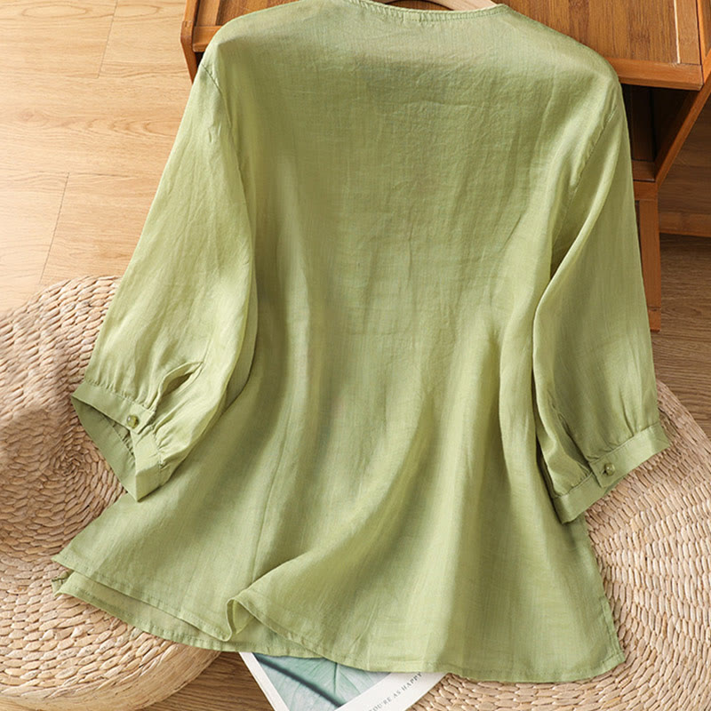 Camiseta de mujer con cuello en V y bordado de flores y Buddha Stones - image 9