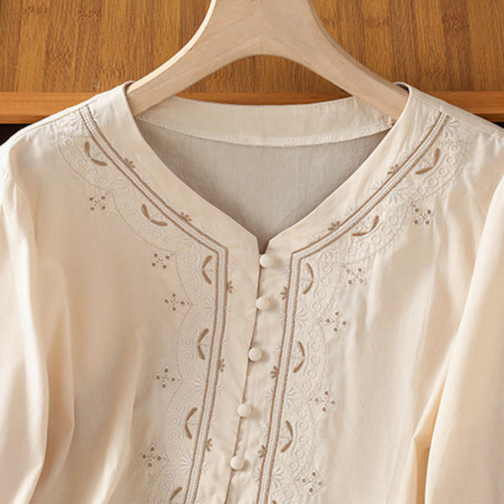 Camisa de algodón con cuello en V y bordado simétrico de Buddha Stones para mujer - image 4