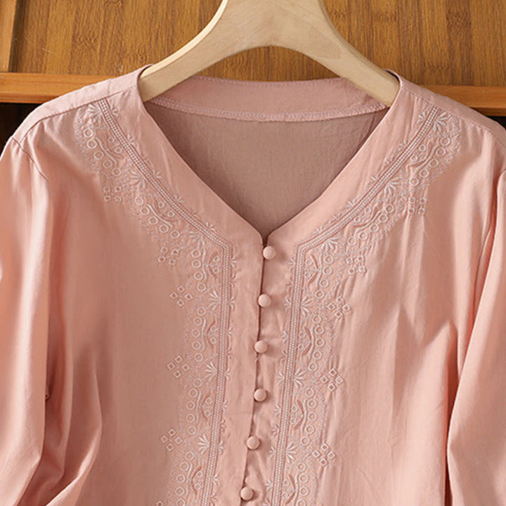 Camisa de algodón con cuello en V y bordado simétrico de Buddha Stones para mujer - image 31