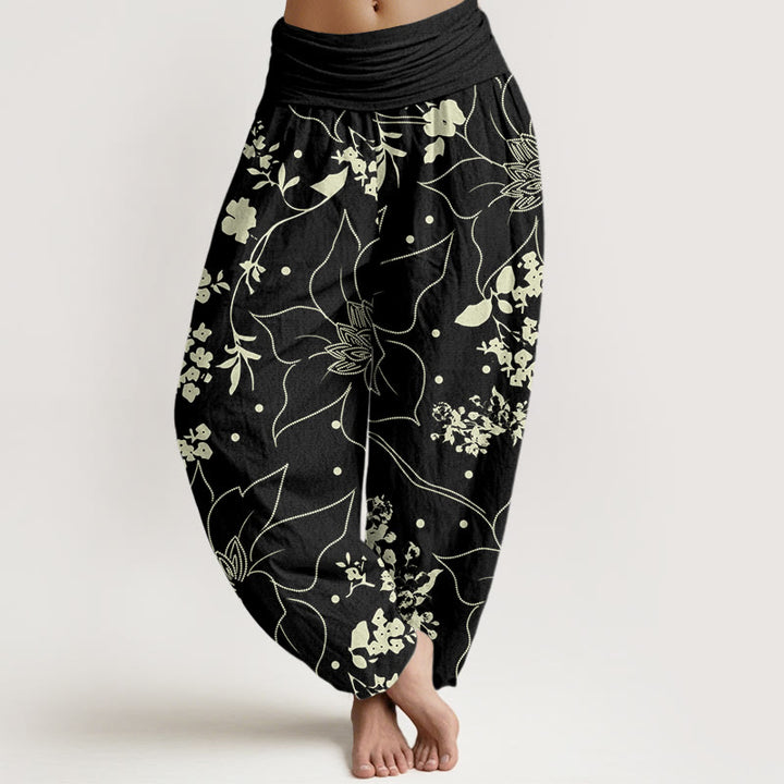 Pantalones harén de cintura elástica para mujer con estampado de flores de pétalos grandes en beige y piedras de Buddha Stones - Negro - US22，UK/AU26，EU54 (6XL) - image 5