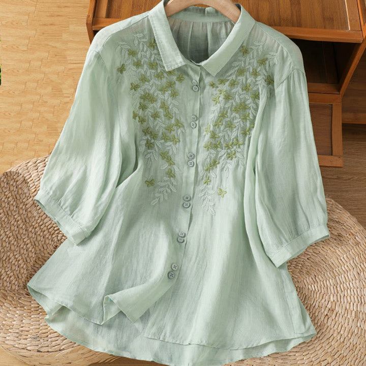 Camisa de mujer de media manga con botones de algodón y bordado de hojas y Buddha Stones