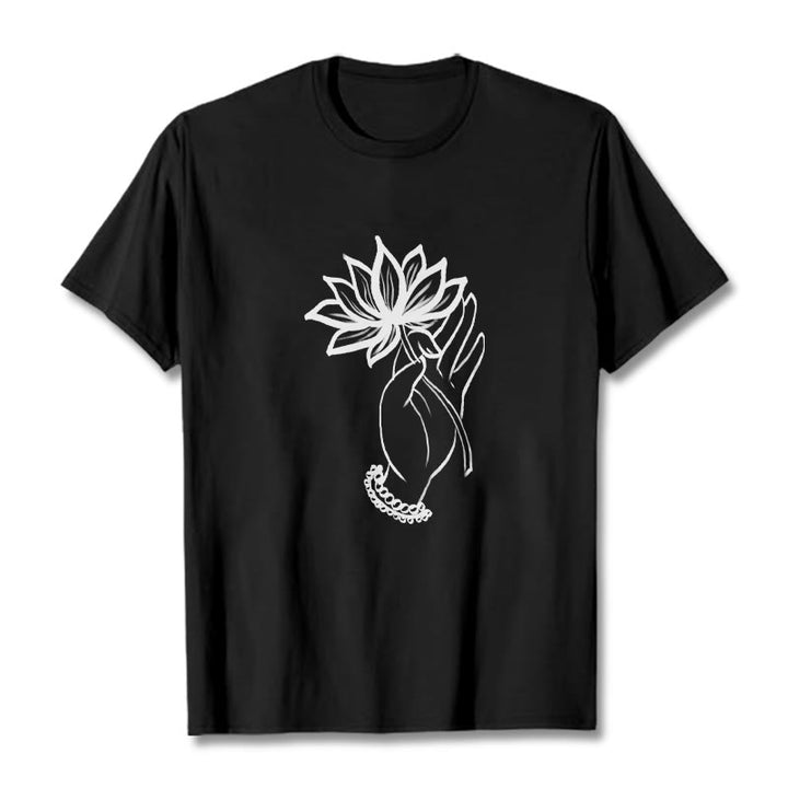 Camiseta de algodón con estampado de flor de loto y manos de Buddha Stones - Negro - 2XL - image 1