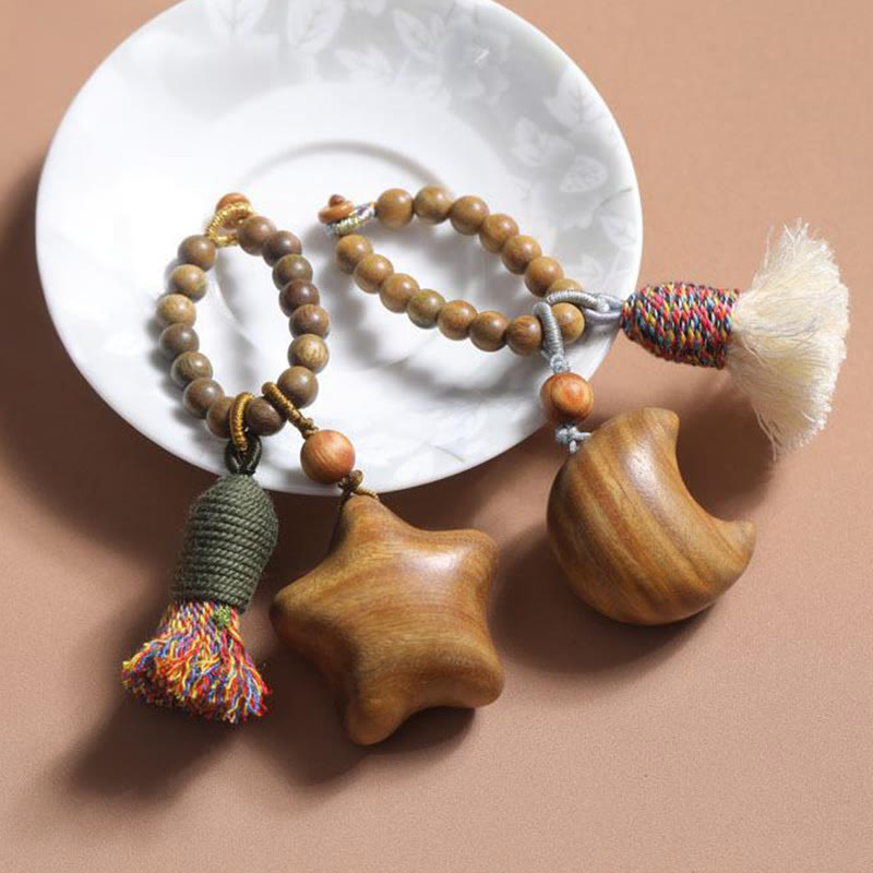 Llavero con borlas de cuerda de color sándalo verde natural y Buddha Stones, con estrellas y lunas. - image 8