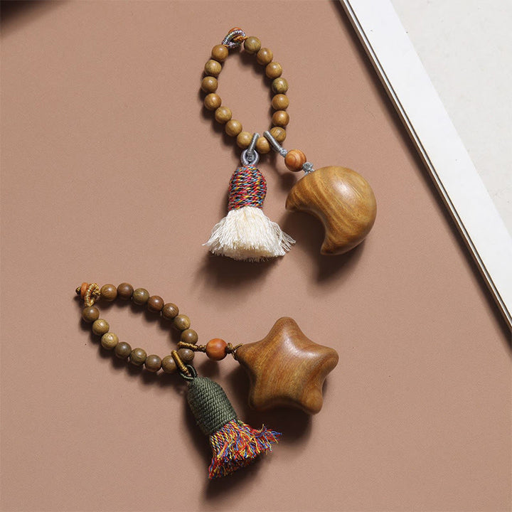 Llavero con borlas de cuerda de color sándalo verde natural y Buddha Stones, con estrellas y lunas. - image 7