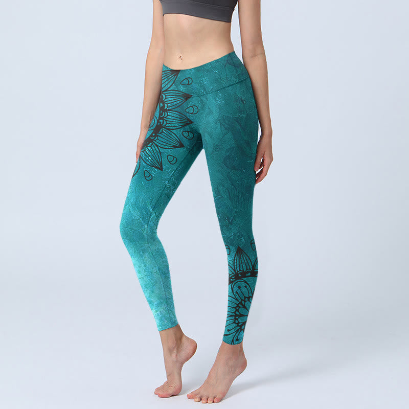 Leggings de yoga para mujer con estampado de girasoles verdes y piedras de Buddha Stones - Cadete Azul - US18，UK/AU22，EU50 (4XL) - image 1