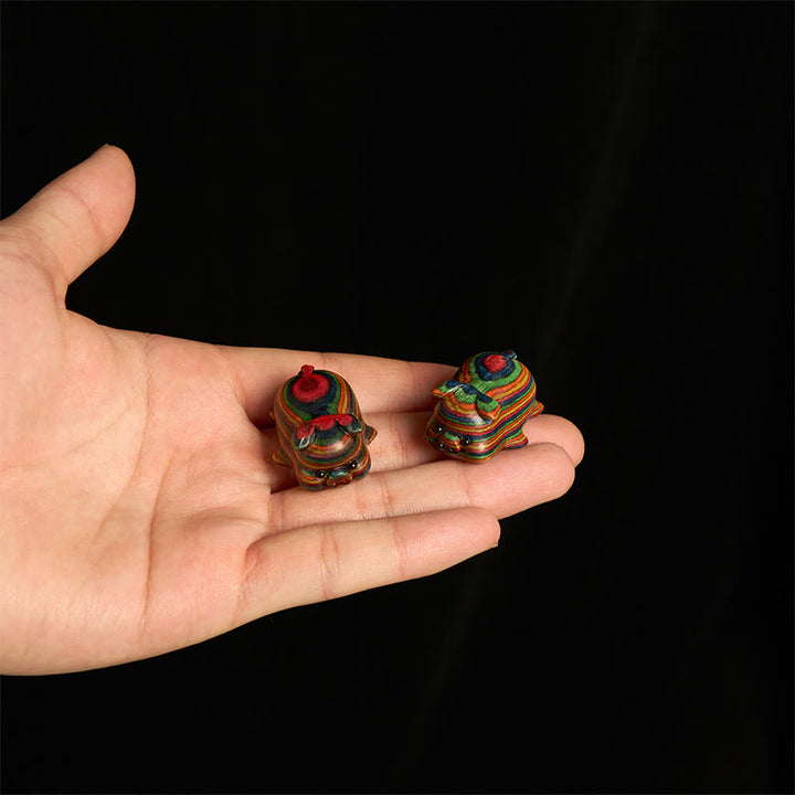 2 mini Buddha Stones talladas con forma de cerdo de eucalipto arcoíris, decoración positiva - image 4