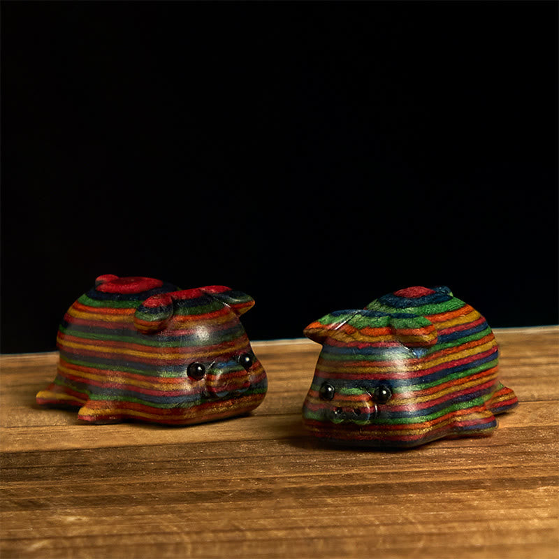 2 mini Buddha Stones talladas con forma de cerdo de eucalipto arcoíris, decoración positiva - 2 piezas de cerdo de 30 x 19 mm - image 0