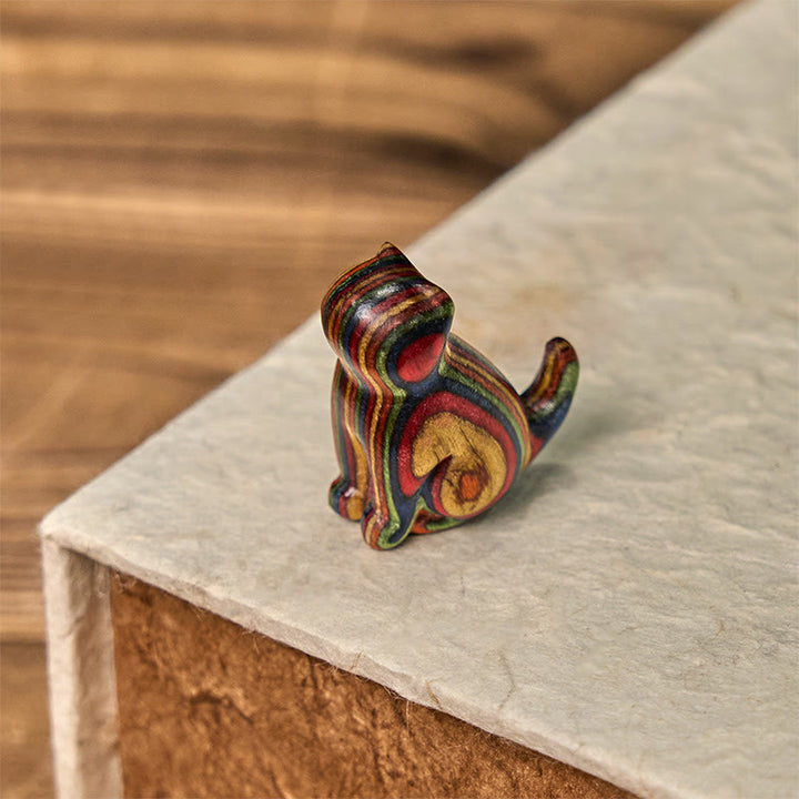 2 mini Buddha Stones de eucalipto arcoíris con forma de gato sentado talladas para reducir el estrés. - image 14
