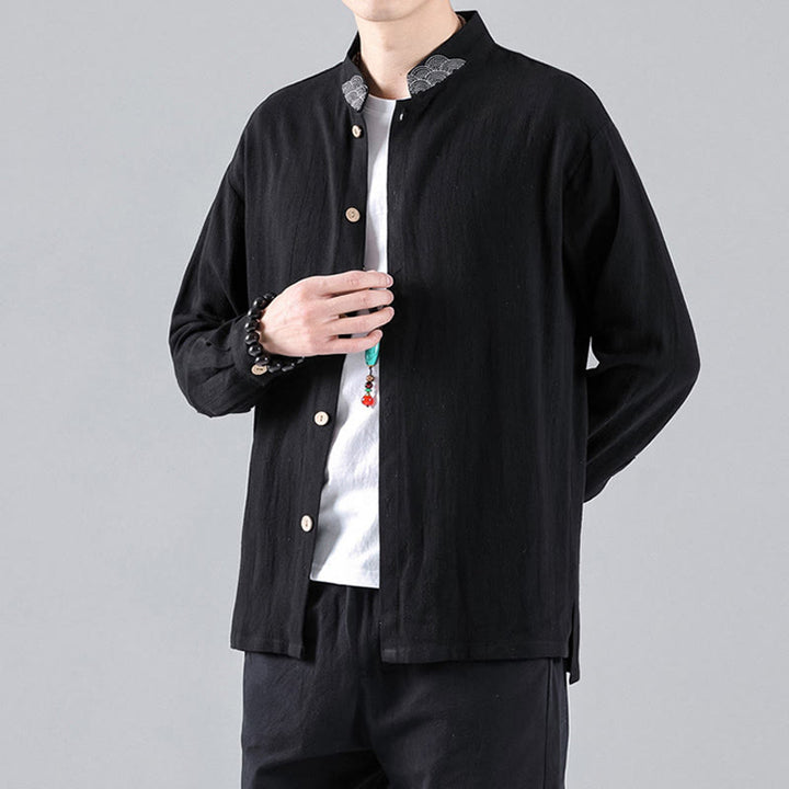 Camisa de algodón para hombre de manga larga con botones y cuello alto con nubes auspiciosas bordadas con Buddha Stones - Negro - US/UK/AU46, EU56 (5XL) - image 1