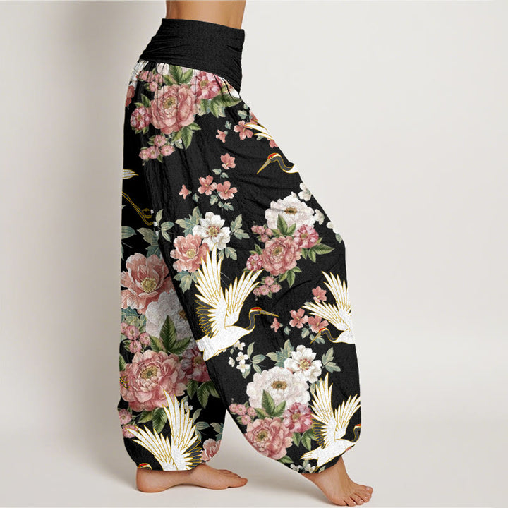 Pantalones harén con cintura elástica para mujer, con estampado de grullas y peonías florecientes de Buddha Stones - image 1
