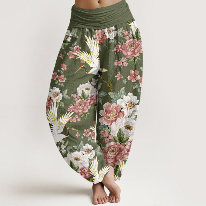 Pantalones harén con cintura elástica para mujer, con estampado de grullas y peonías florecientes de Buddha Stones - Verde oliva - US22，UK/AU26，EU54 (6XL) - image 8
