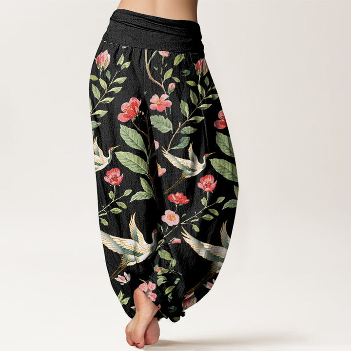 Pantalones bombachos de mujer con cintura elástica, estampado de flores rojas y grullas, de algodón, estilo casual, con Buddha Stones. - image 2