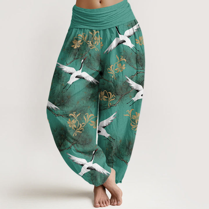 Pantalones harén de cintura elástica para mujer con estampado de grulla de corona roja y pino con piedras de Buddha Stones - Verde mar medio - US22，UK/AU26，EU54 (6XL) - image 0