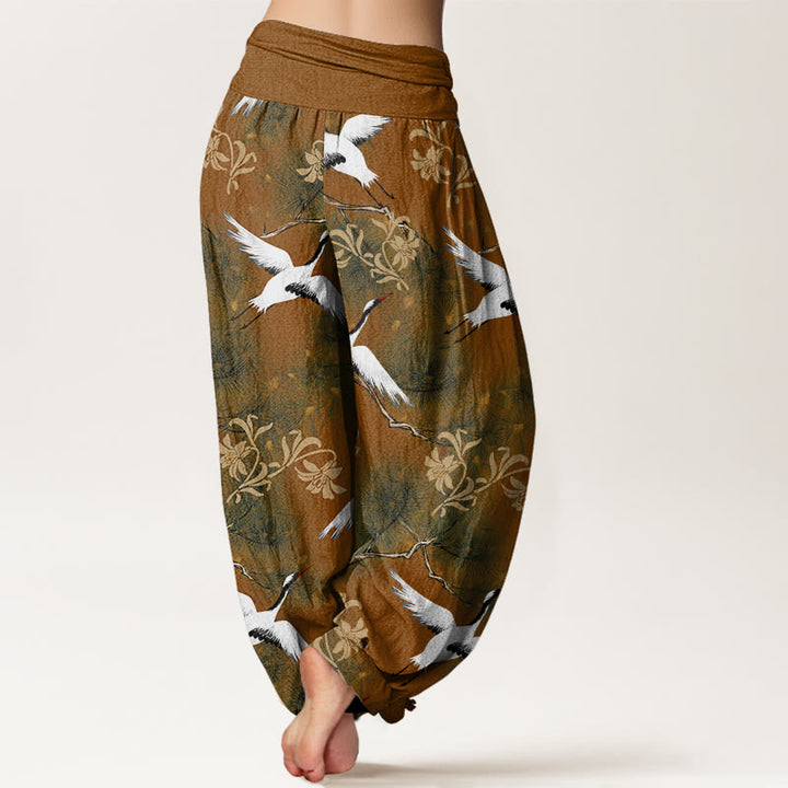 Pantalones harén de cintura elástica para mujer con estampado de grulla de corona roja y pino con piedras de Buddha Stones - image 6