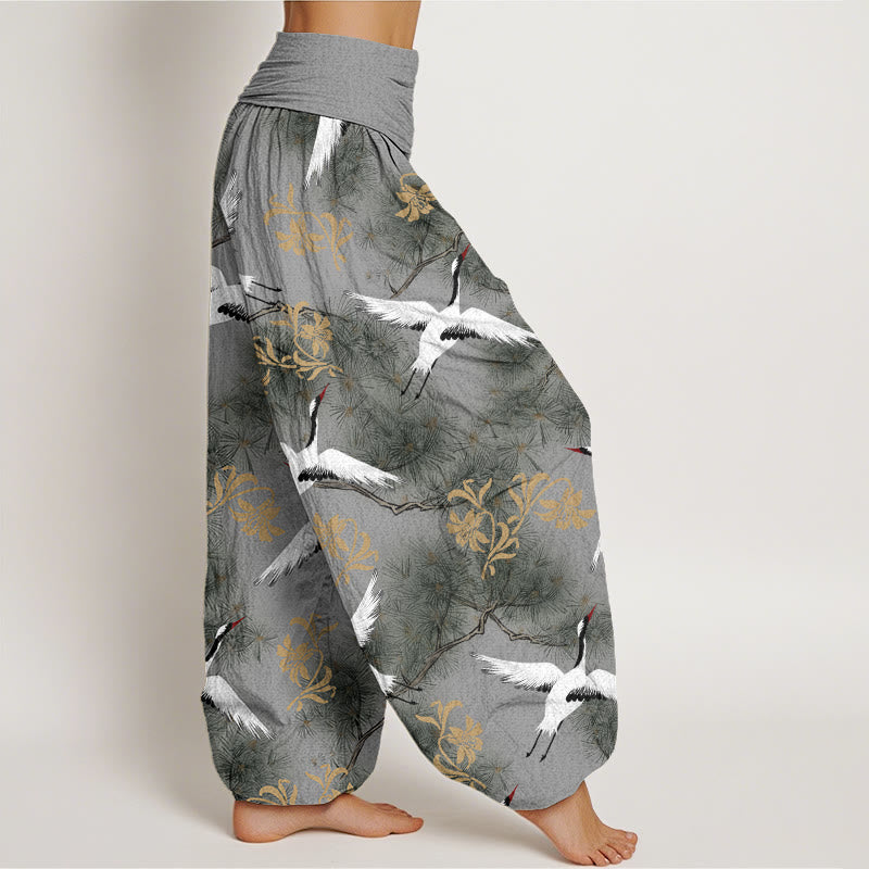 Pantalones harén de cintura elástica para mujer con estampado de grulla de corona roja y pino con piedras de Buddha Stones - image 9
