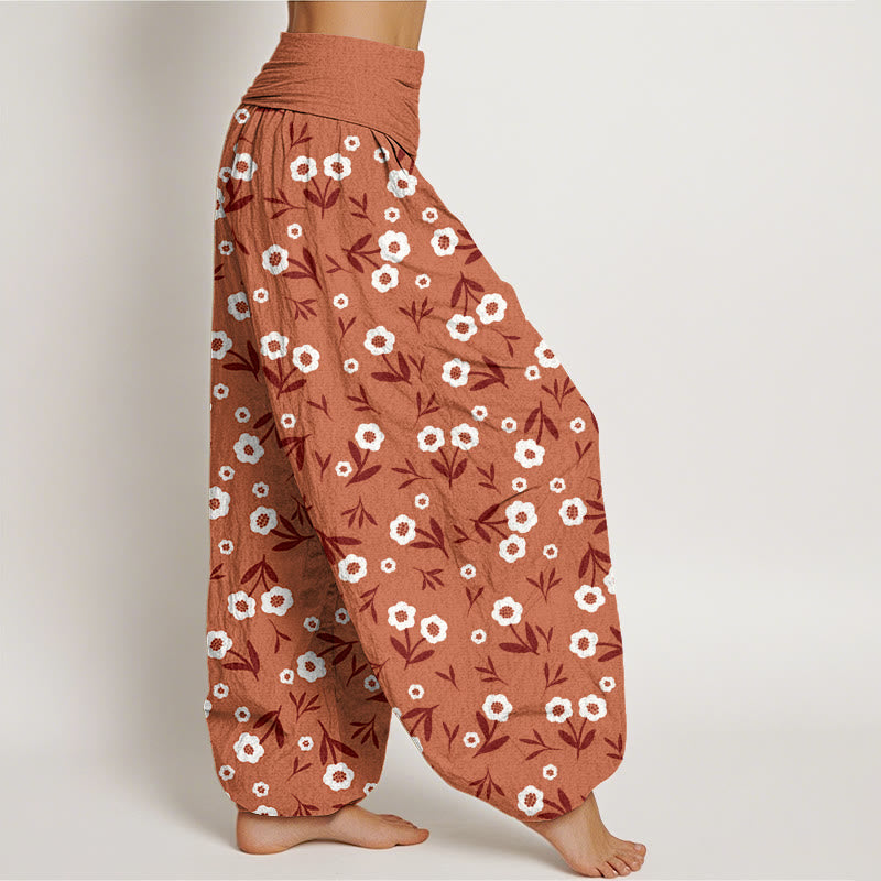 Pantalones harén de cintura elástica para mujer con estampado de flores y hojas sencillas e informales de Buddha Stones - image 1