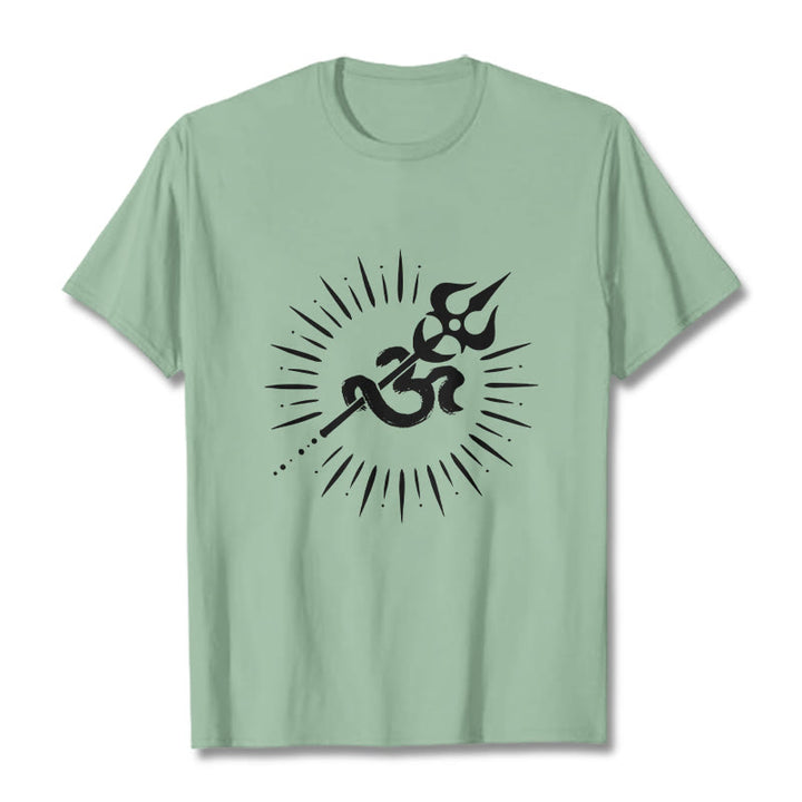 Camiseta informal de algodón con diseño de líneas radiantes y símbolo Om de Buddha Stones y tridente - Verde pálido - 2XL - image 15