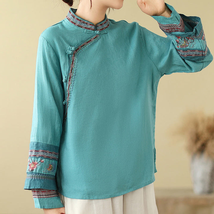 Camisa de lino y algodón para mujer con botones inclinados y bordados con Buddha Stones - image 24