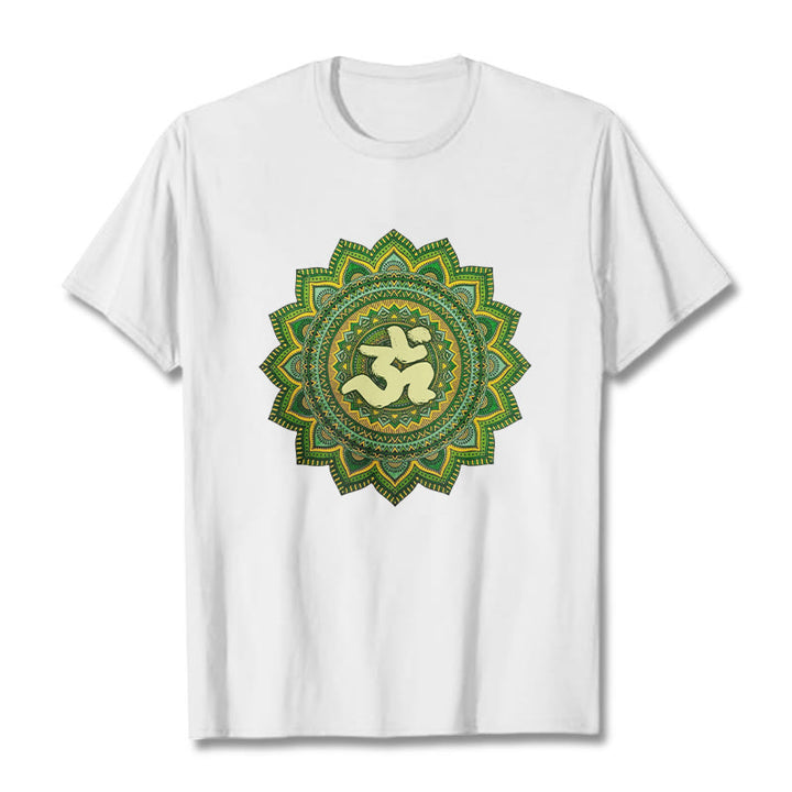 Camiseta informal de algodón con estampado de símbolo Om y mandala verde de Buddha Stones - Blanco - 2XL - image 1