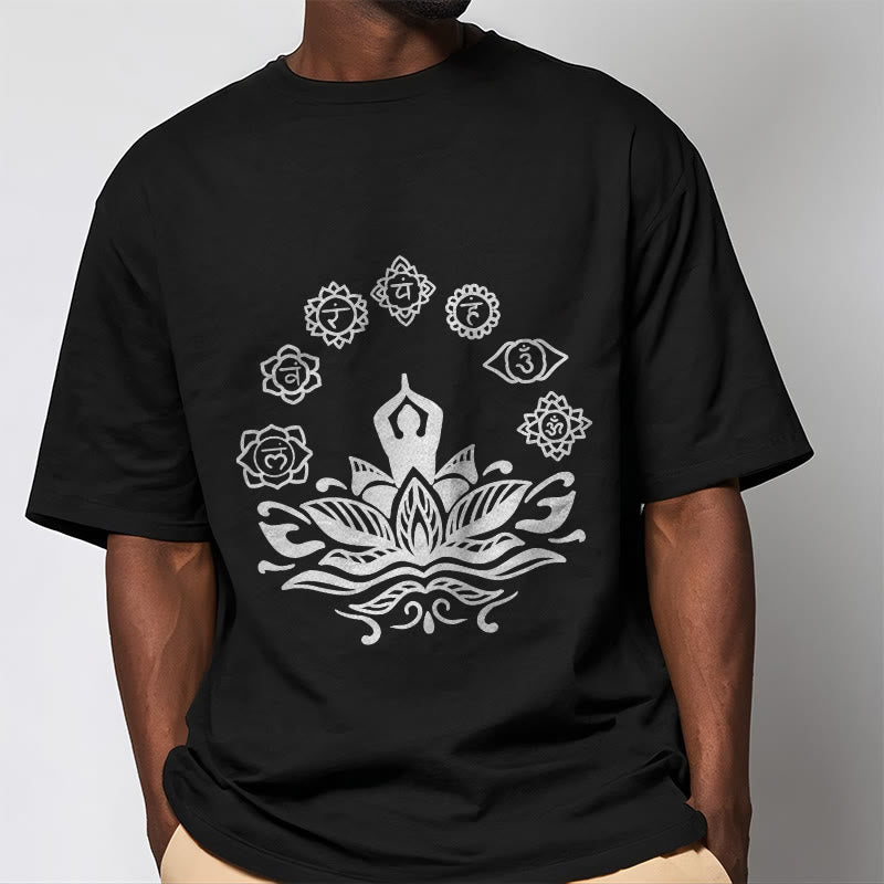 Camiseta de algodón con diseño de Buddha Stones meditando, flor de loto y siete chakras - image 5