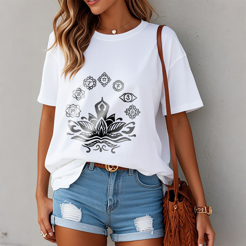 Camiseta de algodón con diseño de Buddha Stones meditando, flor de loto y siete chakras - image 10