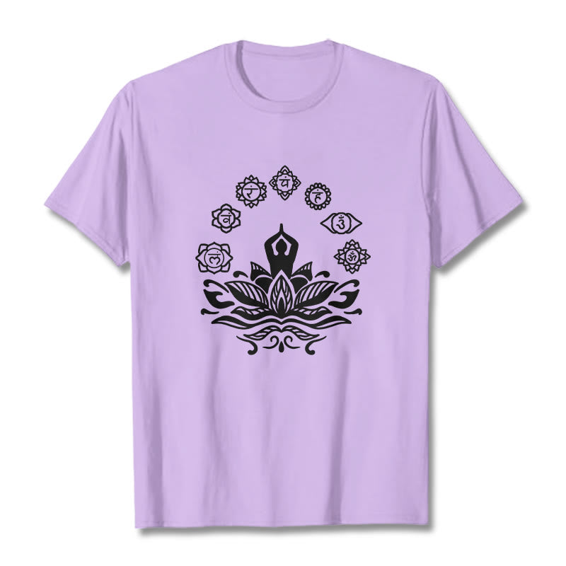 Camiseta de algodón con diseño de Buddha Stones meditando, flor de loto y siete chakras - Ciruela - 2XL - image 17