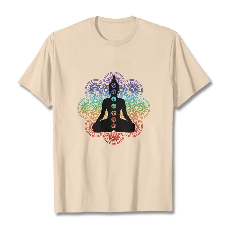 Camiseta de algodón con estampado de mandala colorido y figura meditativa de Buddha Stones - Sopa de mariscos - 2XL - image 9