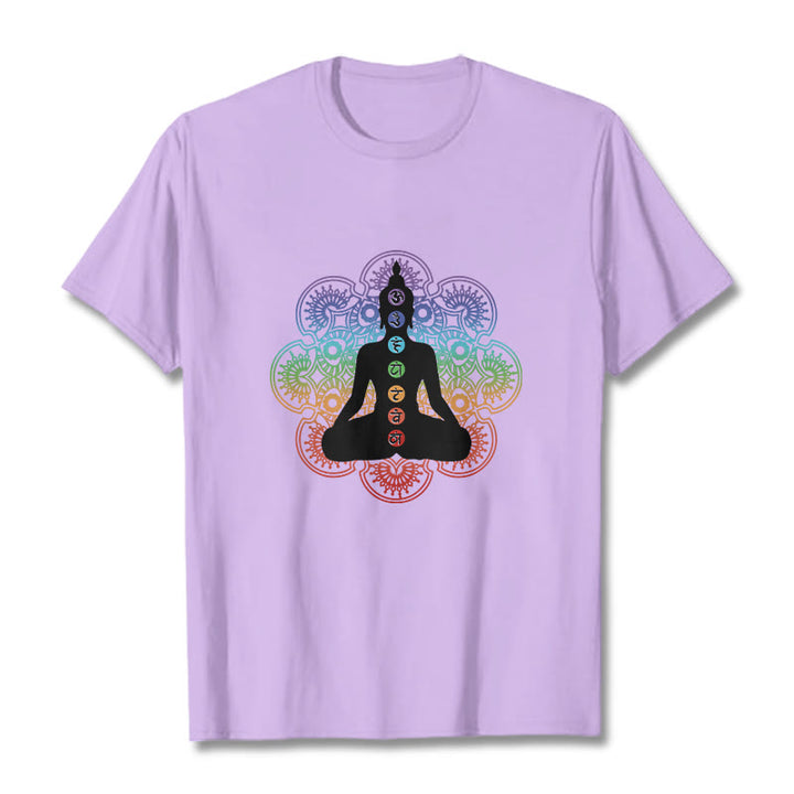 Camiseta de algodón con estampado de mandala colorido y figura meditativa de Buddha Stones - Ciruela - 2XL - image 17