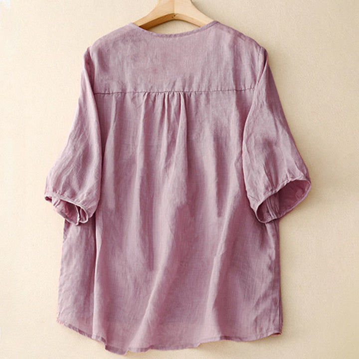 Camisa informal holgada de media manga con cuello en V para mujer con Buddha Stones - image 1