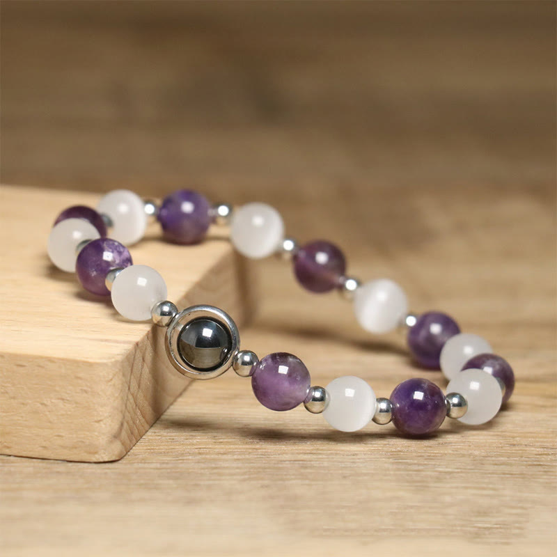 Pulsera de equilibrio con cuentas de ojo de gato blancas y amatista natural de Buddha Stones - image 3